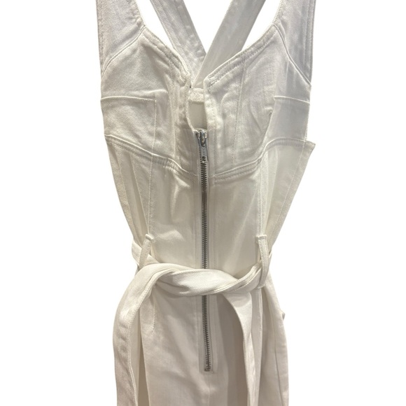 7 For All Mankind NWT Women’s White Denim Zip Front Flare Jumpsuit Size XS - Picture 6 of 10